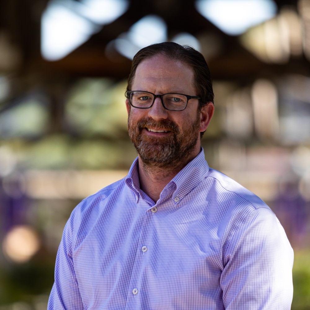 Headshot of Dr. Erik Green