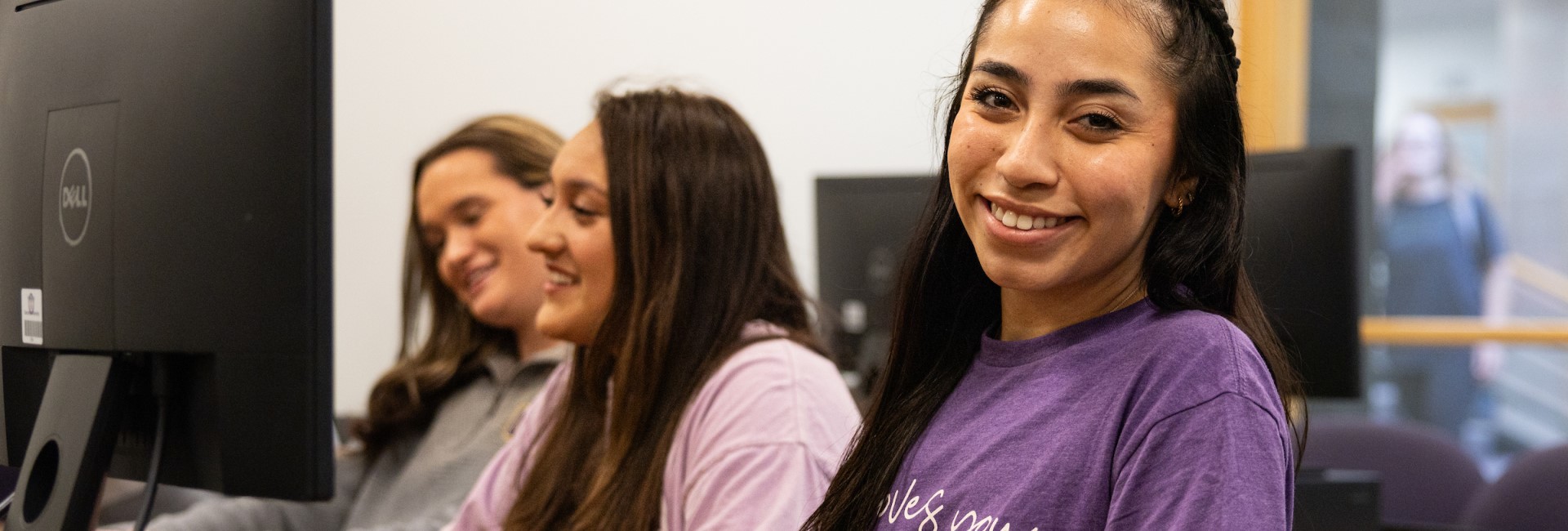 CTX students in a computer lab