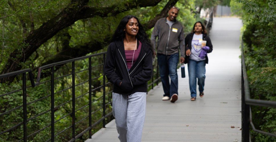 Proud parents seeing their daughter off to Concordia University Texas