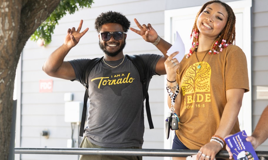 A pair of students excited to live at Concordia Texas University