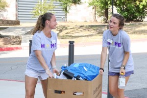 Concordia University Students moving into the residential hall