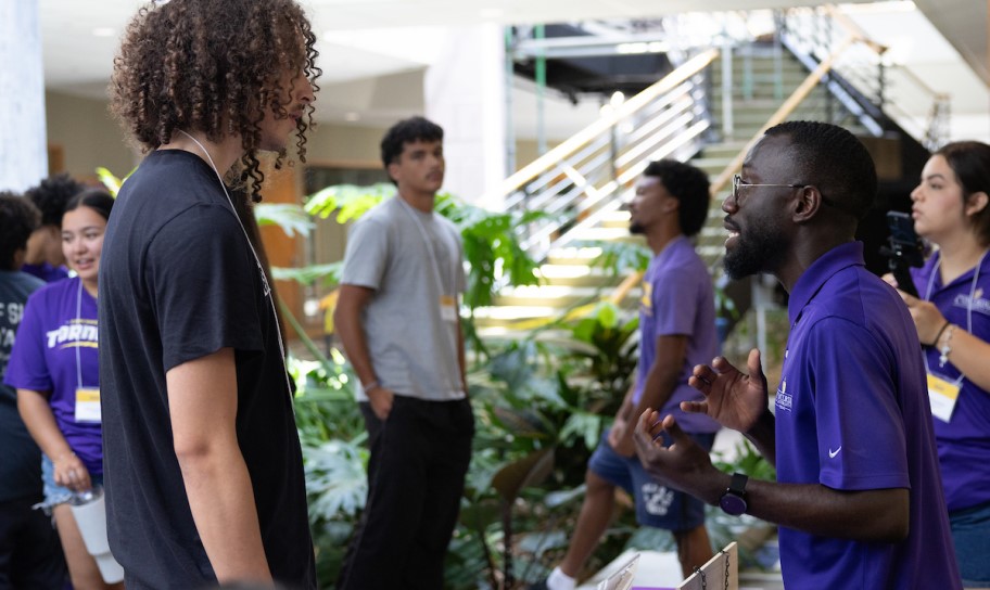 New Concordia Texas students being guided by student workers