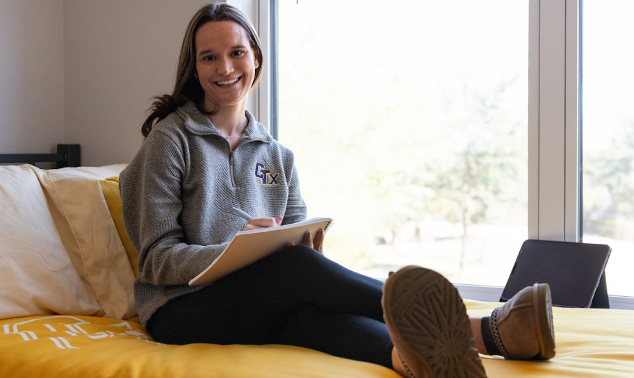 A Concordia Texas student in her dorm room